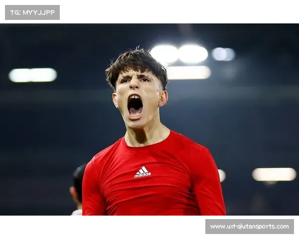 加纳乔突破造牌能力显著，曼联边路持续施压